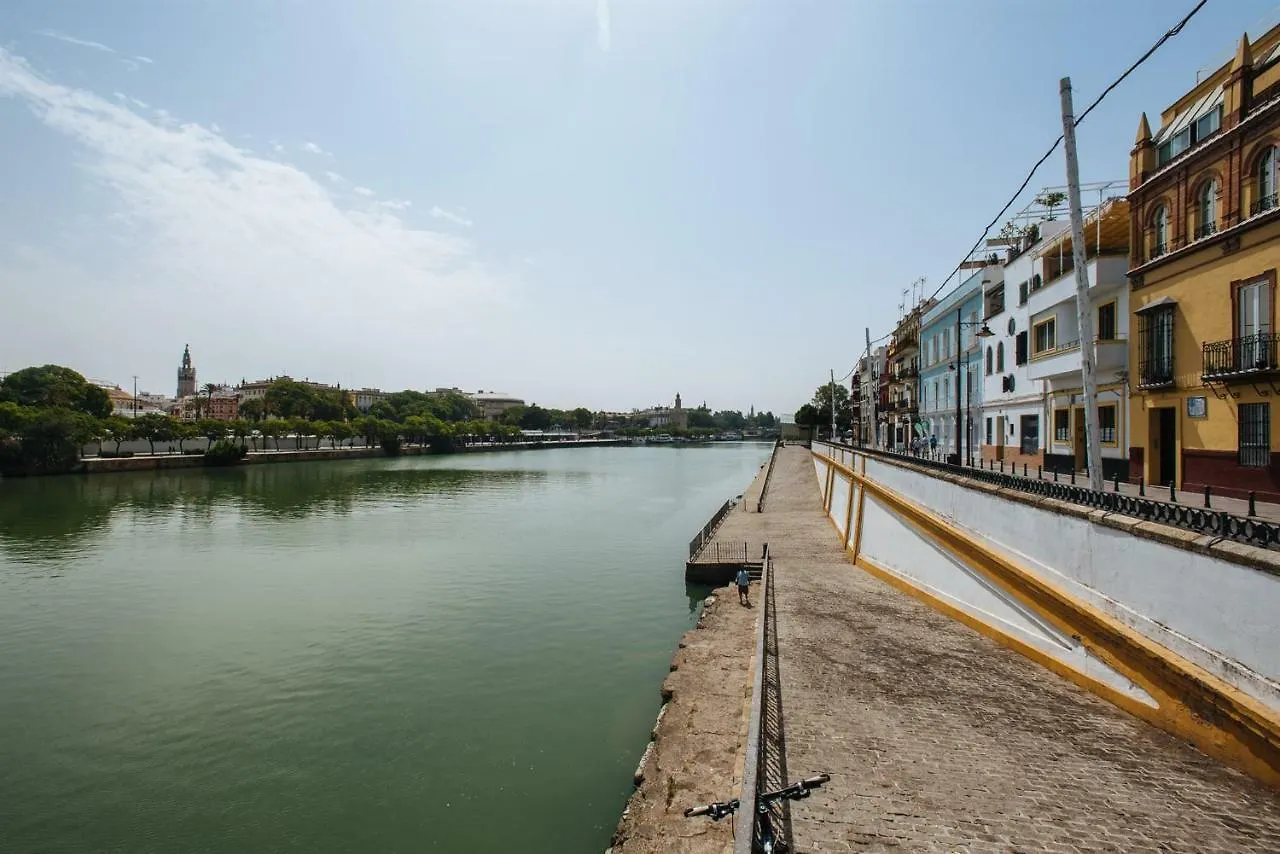 Rocio 17 Luxury Duplex With Shared-Patio Apartment Seville